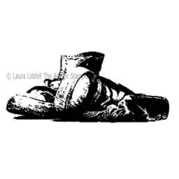 sneaker-2-laura-liddell-8-x-3-cm-cut-out-and-mounted-on-cling-cushioning-337-p.jpg